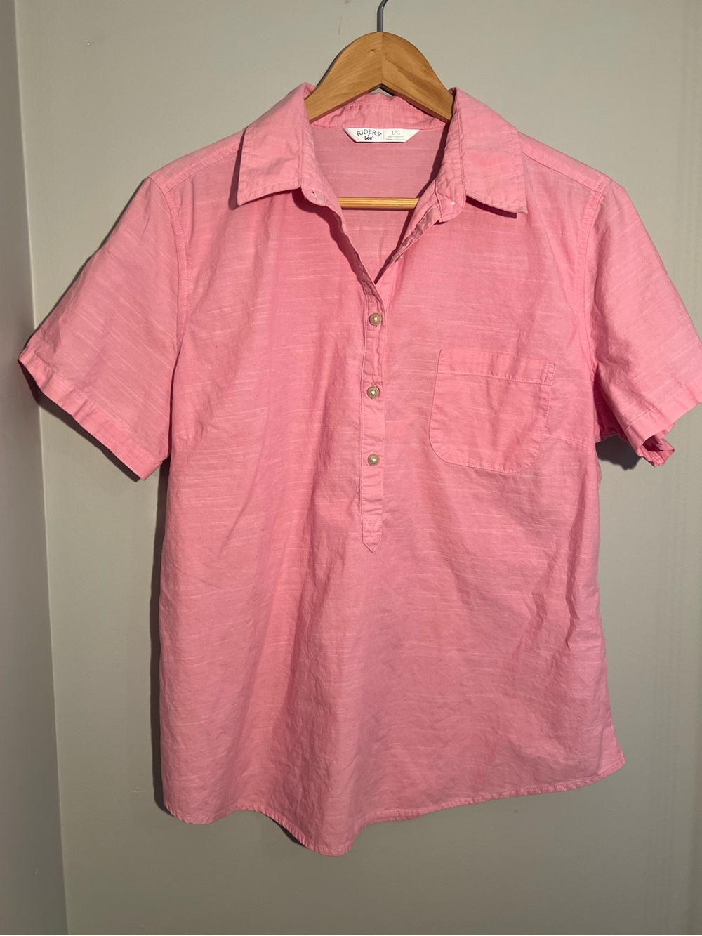 Riders by Lee Pink Short-Sleeve 3/4 Button-Front Top